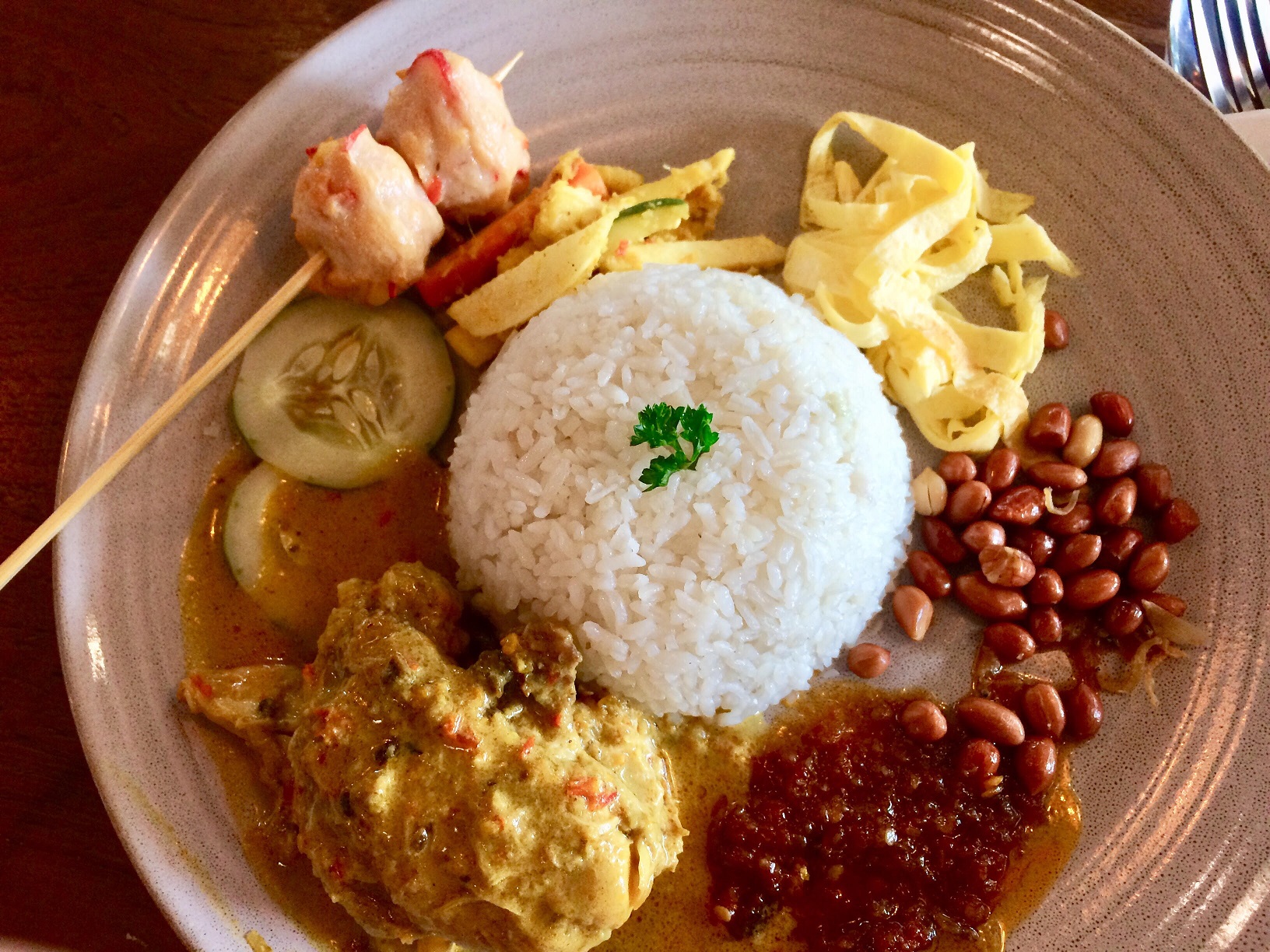 Nasi Lemak di Warung Penang dengan cita rasa khas Melayu.